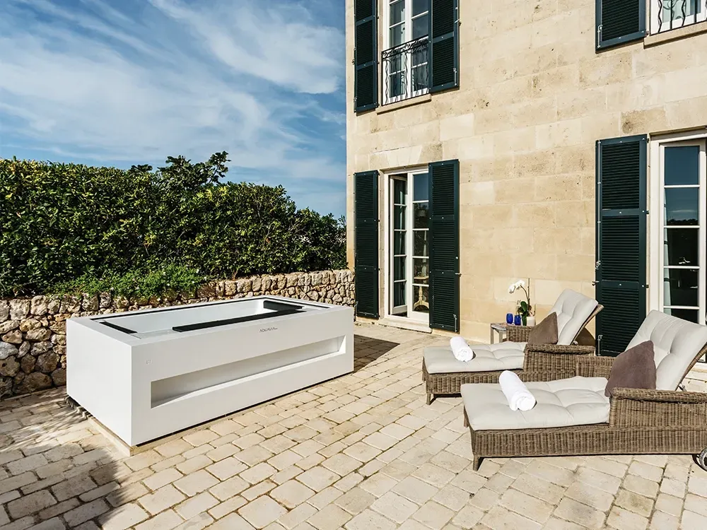 Spa para terraza: jacuzzi exterior y confort de lujo - Aquavia Spa